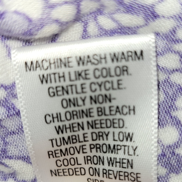 Lavender dress by Simply Vera size small - Picture 7 of 7